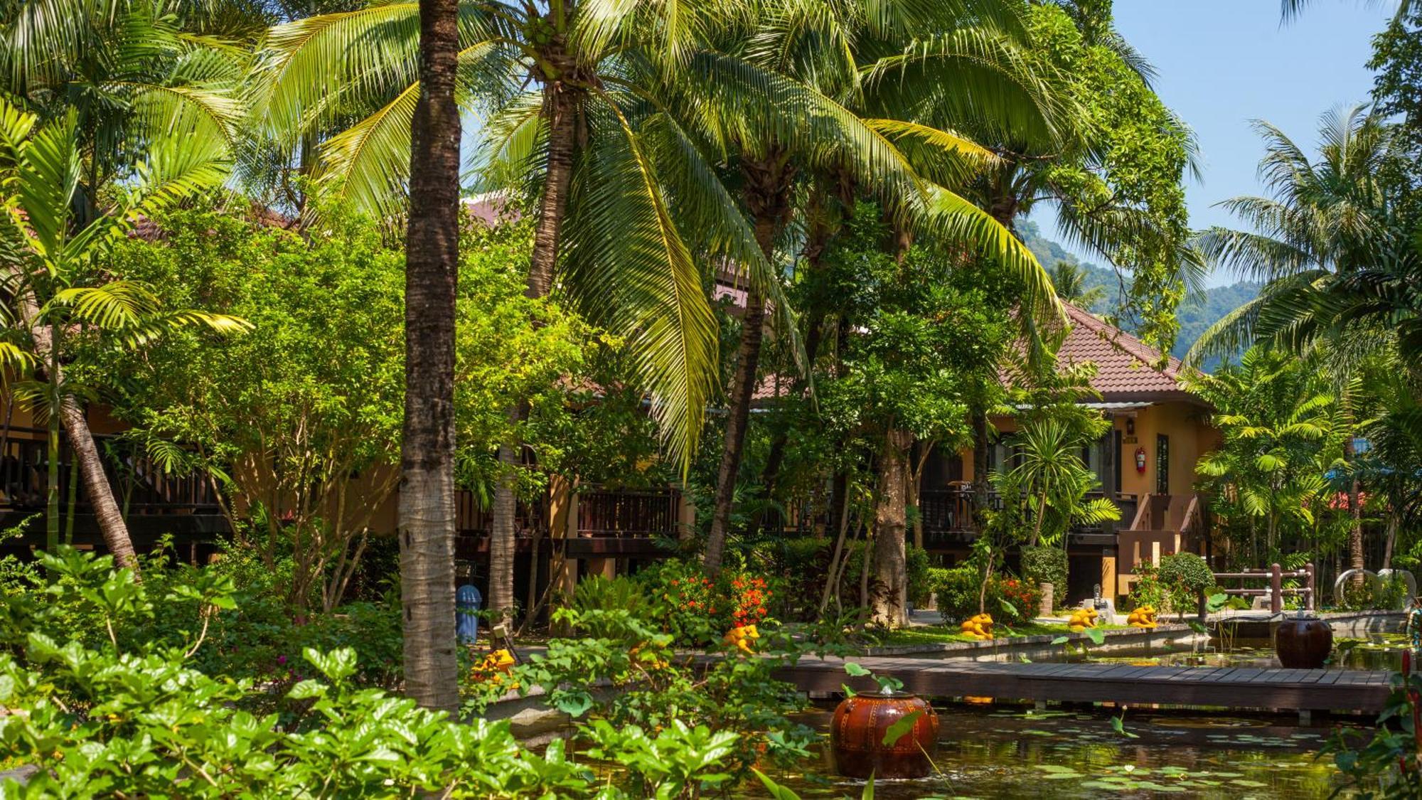Princess Kamala Beachfront Hotel - Sha Extra Plus Exterior foto