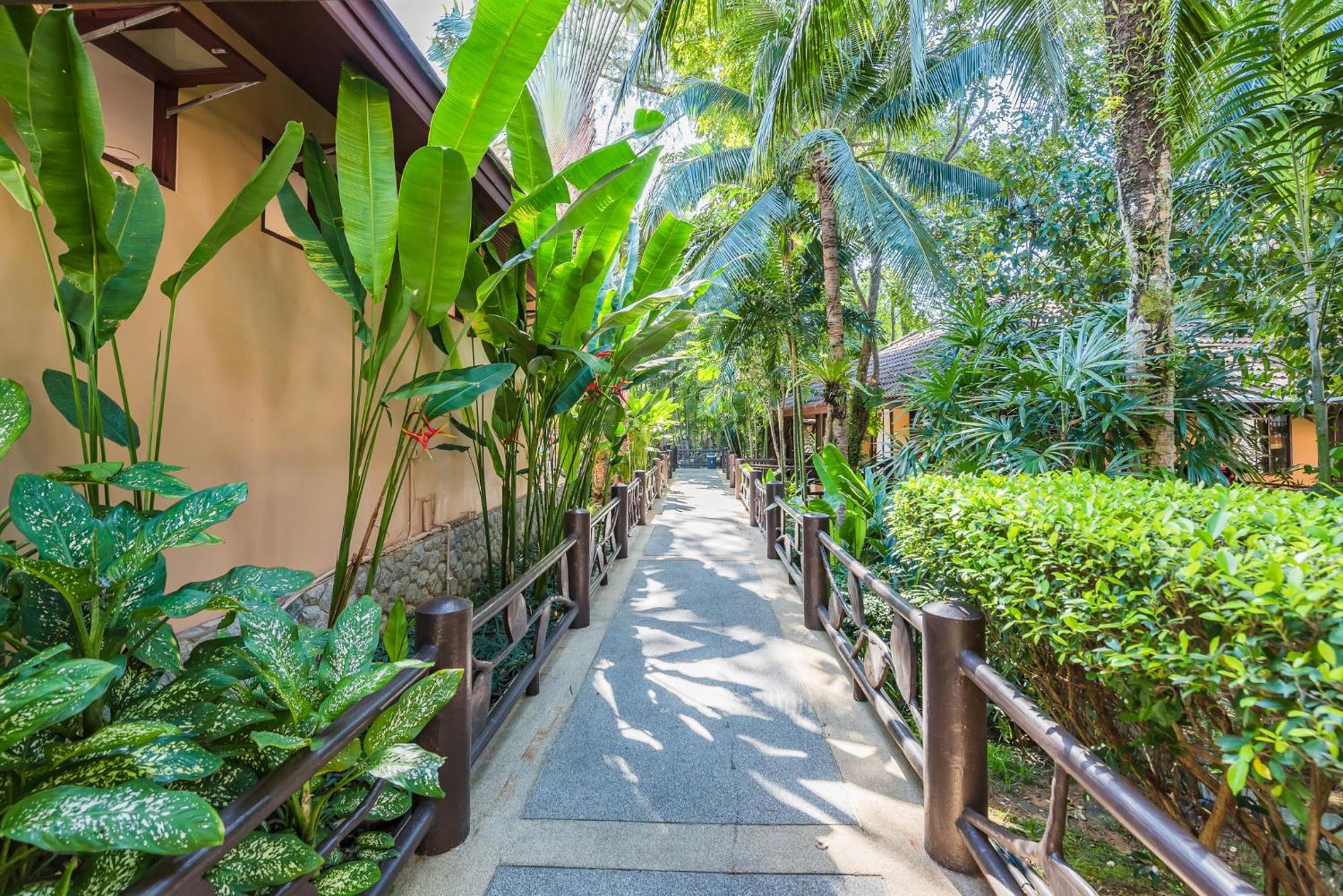 Princess Kamala Beachfront Hotel - Sha Extra Plus Exterior foto